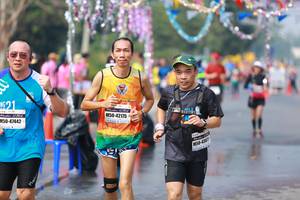 BIB: 421, 47442, 42175, 438
                            <button type="button" onclick="openModal(9918286)" class="btn btn-primary btn-sm float-right btn-popup" data-toggle="modal" data-target=".modal-high-quality">
                        <i class="fas fa-shopping-cart"></i> Add to Cart
                    </button>
                                            <button type="button" onclick="isThisMe(9918286, true)" class="btn btn-success btn-sm float-right btn-popup btn-isme hidden" data-toggle="tooltip" data-placement="bottom" title="นี่คือรูปของคุณใช่ไหม คลิกที่นี่เพื่อเอาเข้าอัลบั้ม">
                        <i class="fas fa-plus"></i> Add to album
                    </button>
                    <button type="button" onclick="isThisMe(9918286, false)" class="btn btn-warning btn-sm float-right btn-popup btn-isnotme hidden">
                        <i class="fas fa-ban"></i> Remove from album
                    </button>